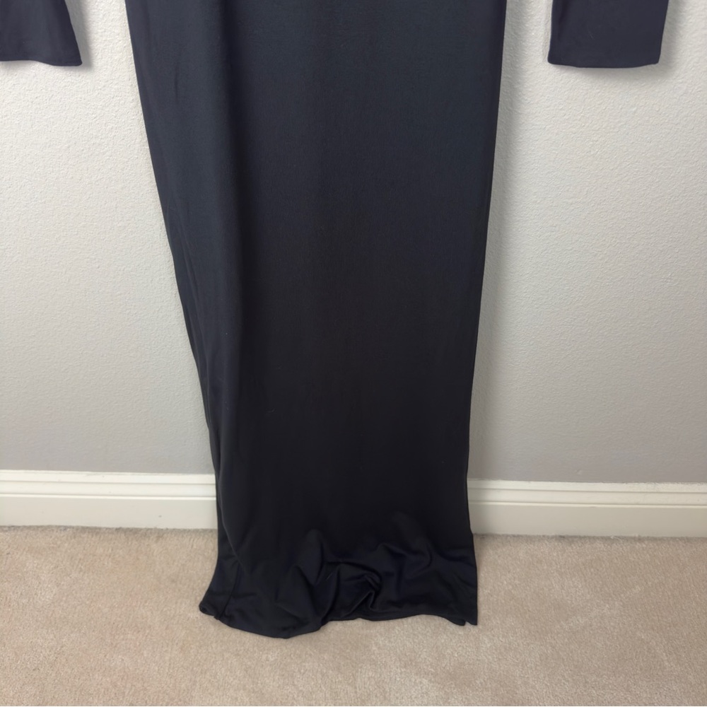 Oh Polly NWT Kian Longsleeve Backless Maxi Dress - Picture 4 of 9